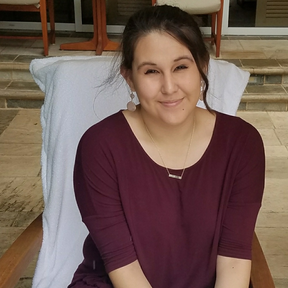 Meet Your Posher, Sara!